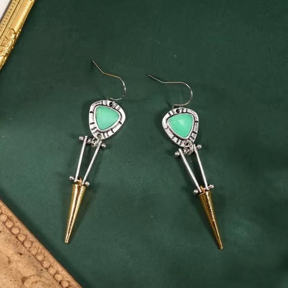 Boho Green Stone Long Drop Dangle Earrings 925 Silver Plated - Picture 2 of 4